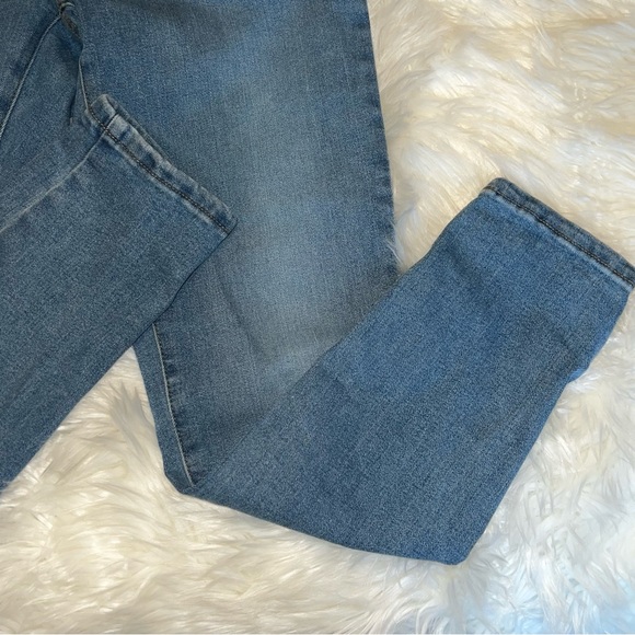 Everlane The Curvy High Rise Skinny Crop Jean - Picture 4 of 8